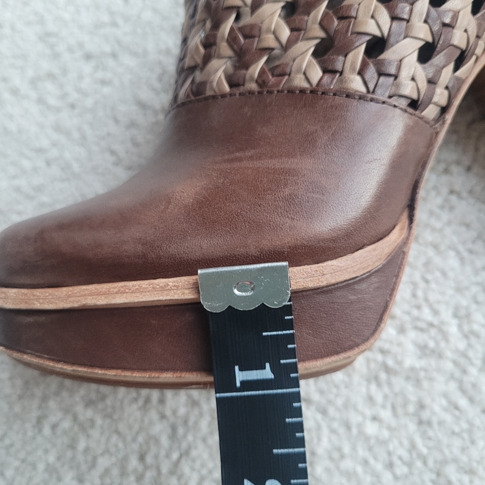 UGG Fatima Brown Woven Leather Heeled Booties Size 7.5 - Picture 14 of 14
